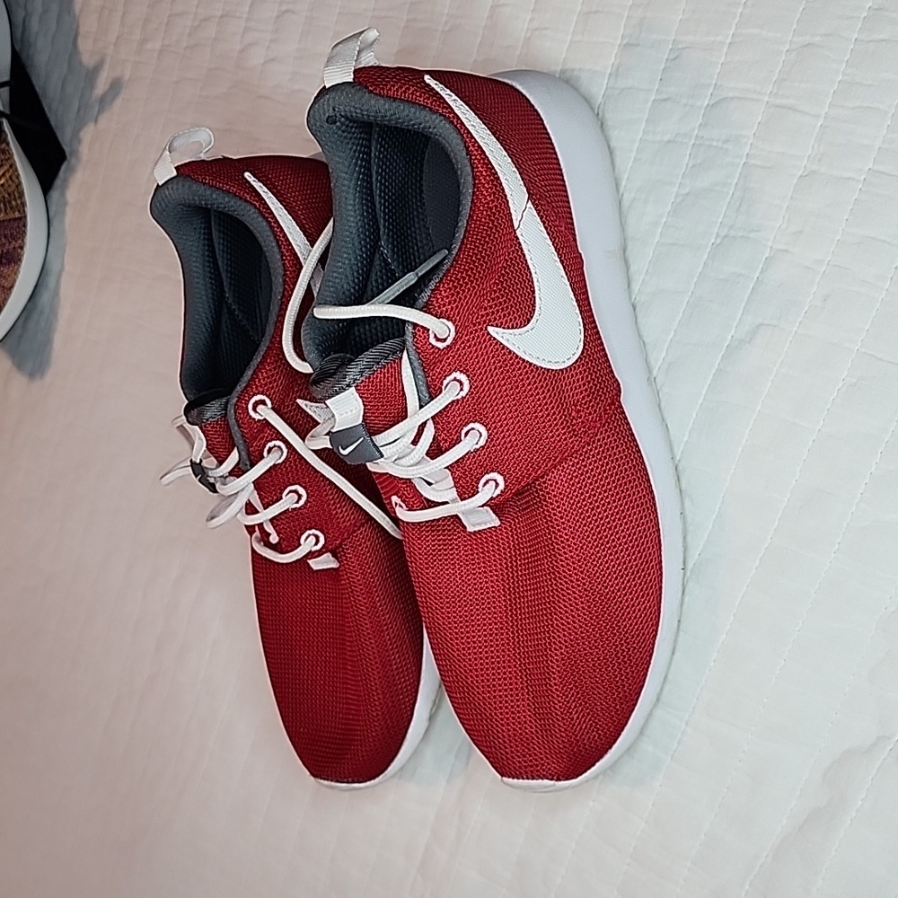 Nike shoes